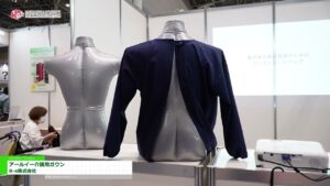 [第50回 国際福祉機器展 H.C.R.2023] アールイー介護用ガウン – R-e株式会社