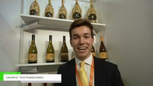 [London Wine Fair 2022] リーゼルホフ ゴールドスタッズワインボトル