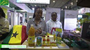 [2023 IGW International Green Week Berlin] ルワンダ産フルーツジュース – シナ・ジェラルド/エセ・ウルウィブッツォ