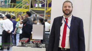 [CeMAT ASIA 2023] テレスコピックフォーク、スタッカークレーン、荷役装置 – Mias